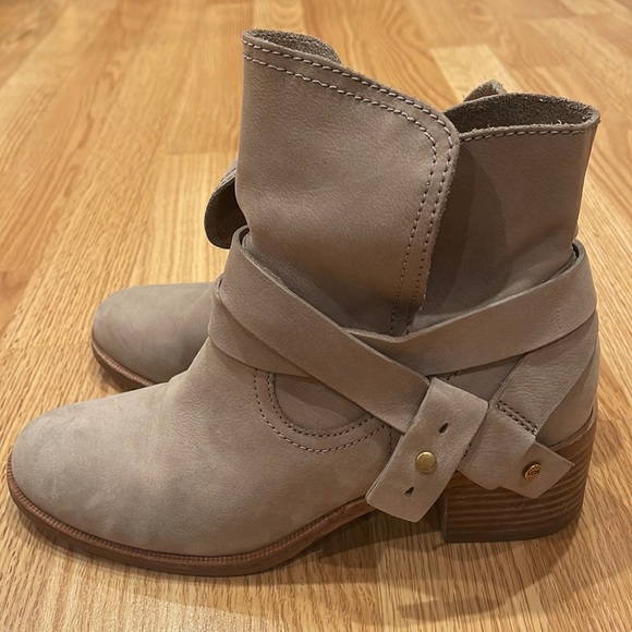 Ugg elora boots - Picture 2 of 14